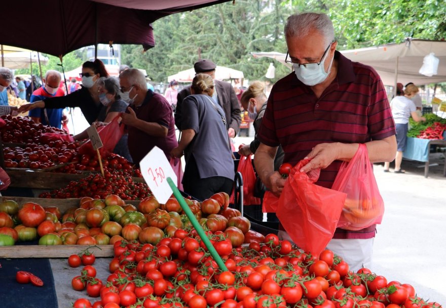 Esnaf ve vatandaşı sevindiren buluşma