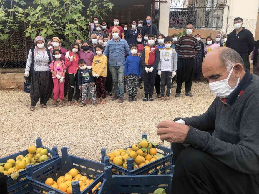 Çamaşır ipine asarak başladı, şimdi siparişlere yetişemiyor