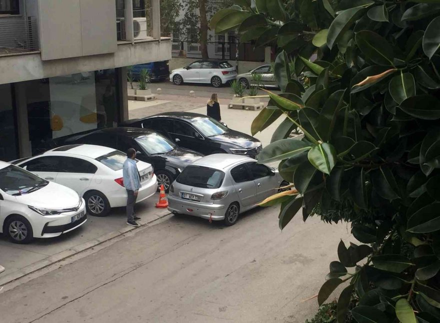 Adana'da her yerde ’Ata’ya saygı