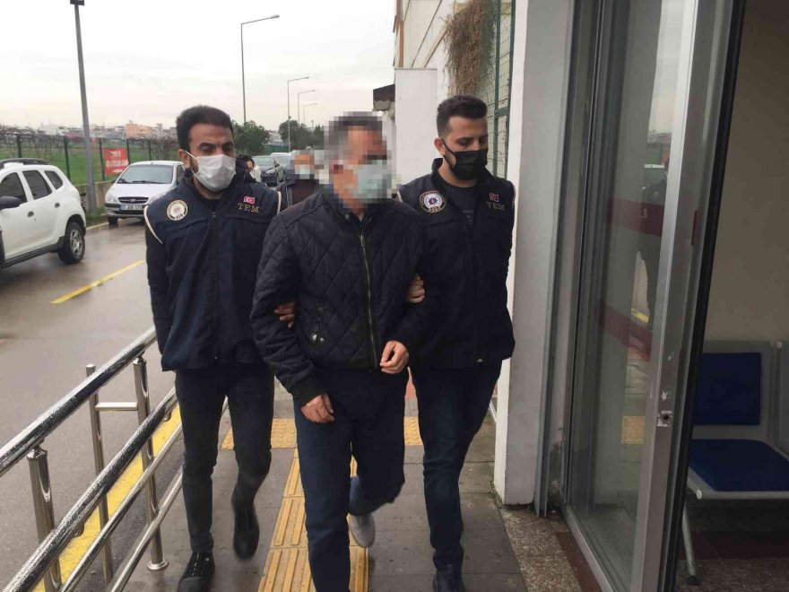 Adana’da FETÖ operasyonu: 9 gözaltı