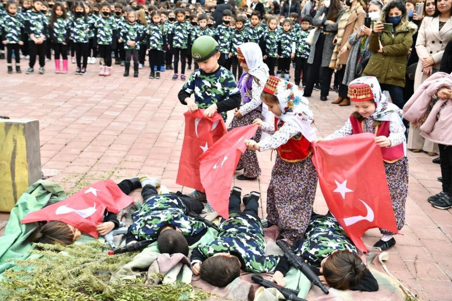 Başkan Çetin’i duygulandıran gösteri