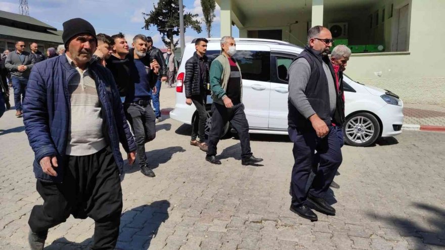 Boşanmak istediği kocasının öldürdüğü kadın, son yolculuğuna uğurlandı