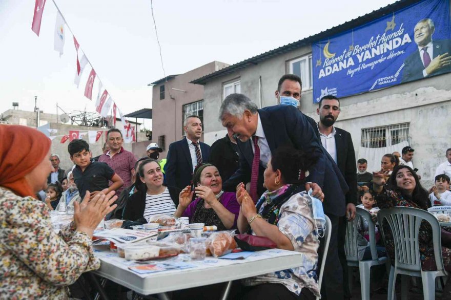 Mahalle Merkezi’ne iftarlı açılış