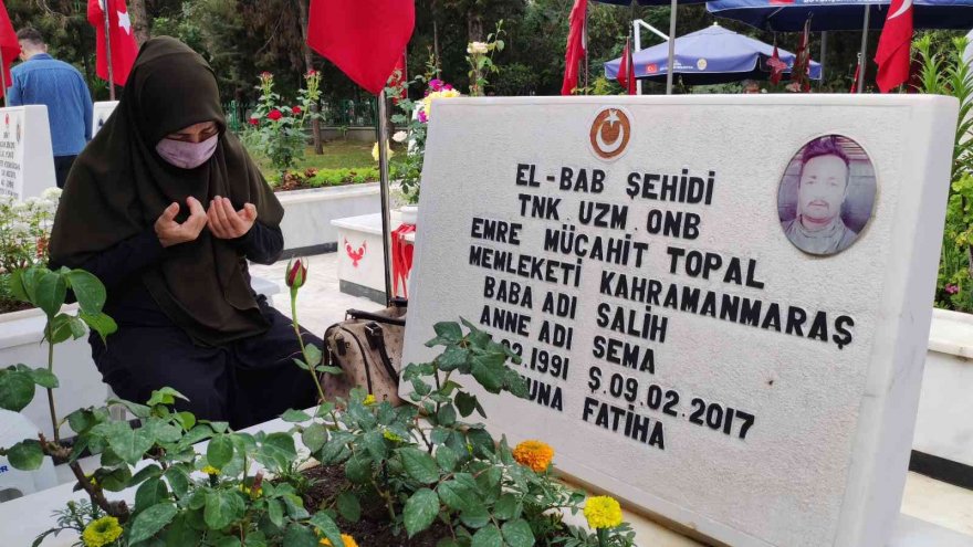 Adana’da şehitliklerde hüzünlü bayram arifesi