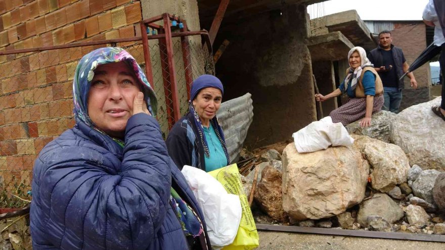 Adana’da afetin büyüklüğü havadan görüntülendi