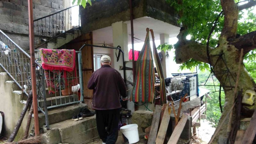 Adana’da afetin büyüklüğü havadan görüntülendi