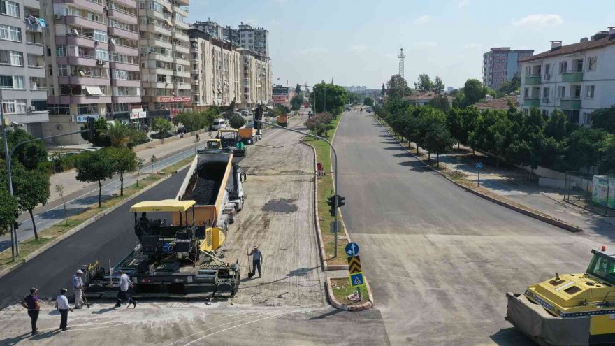 Karalar, Mustafa Kemal Paşa Bulvarı yenileneme çalışmalarını yerinde inceledi