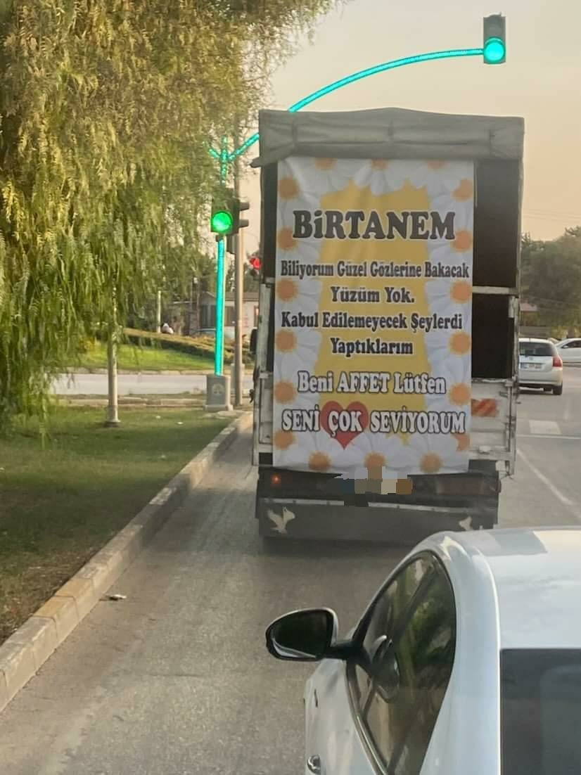 Özrünü Adana’ya ilan etti: Seni çok seviyorum ben affet