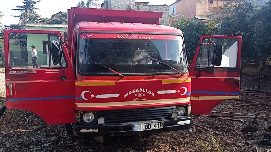 Çalıntı kamyon terk edilmiş olarak bulundu