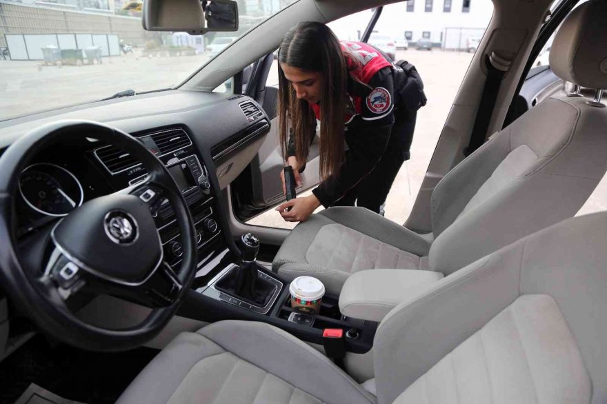 Sokaktaki polis sayısı artınca suç azaldı, ele geçen silah sayısı arttı