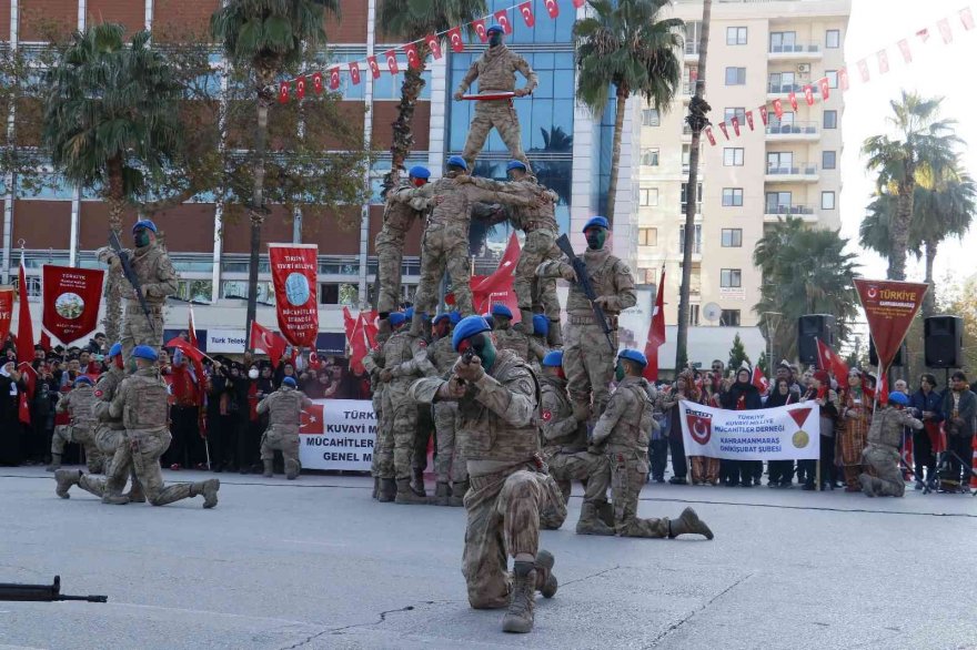 Adana’da 101. yıl coşkusu