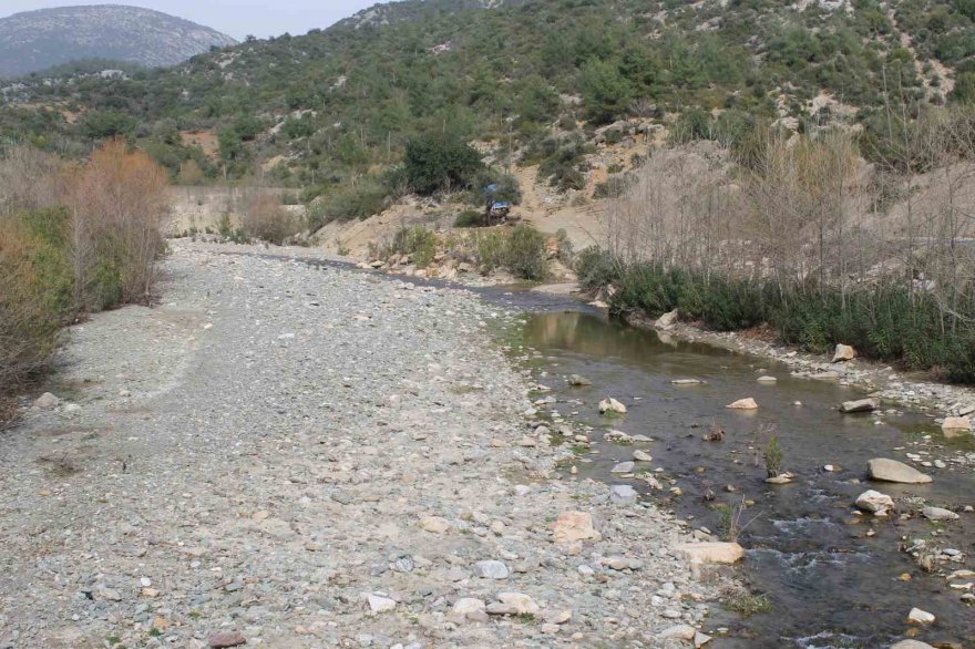 Deliçay kuraklık nedeniyle duruldu, artık çağlamıyor