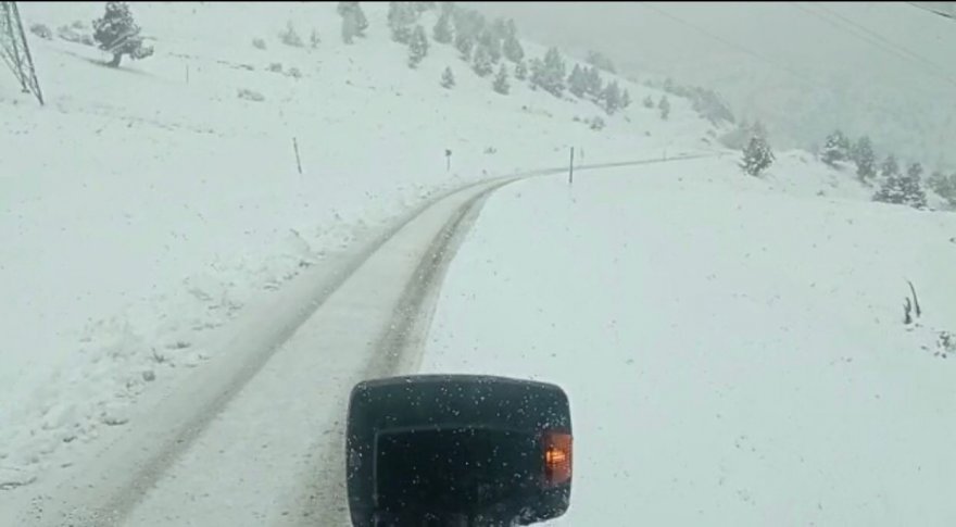 Adana’nın yüksek kesimlerinde kar yağışı