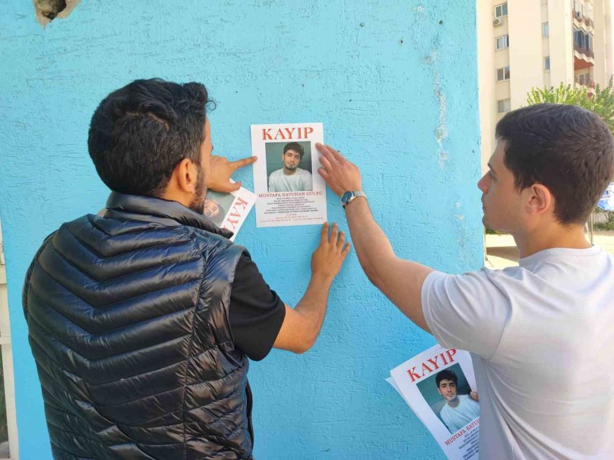 En son Adana'da görülmüş: Ailesi, İskenderun'da depremde kaybolan mimarı arıyor