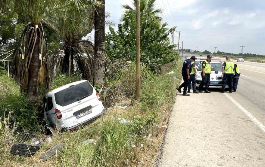 Adana'da bayram ziyareti dönüşü feci kaza: 1 ölü, 4 yaralı