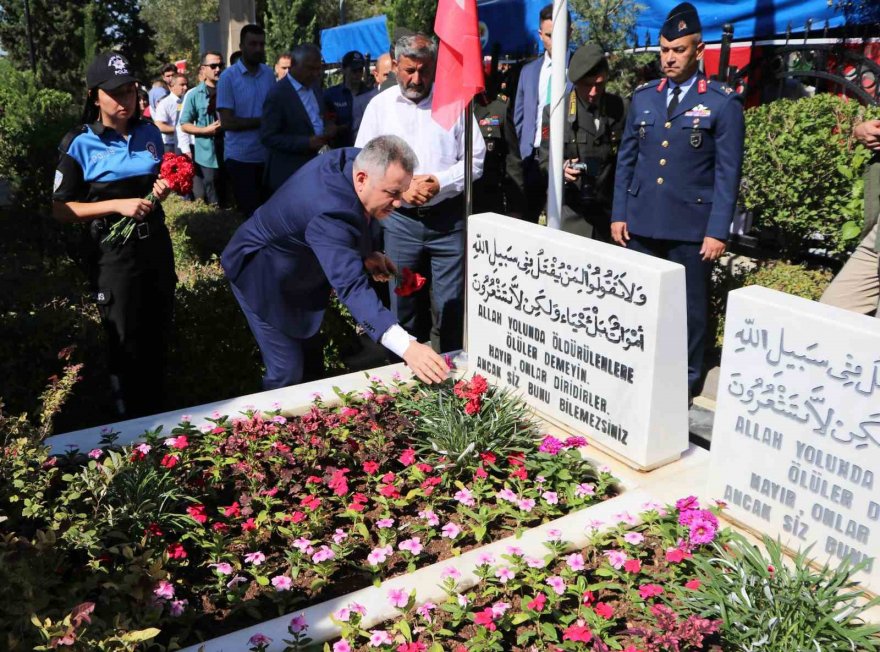 İkiz şehitlerin babası: “Bu vatan için canımızı vermeye hazırız”