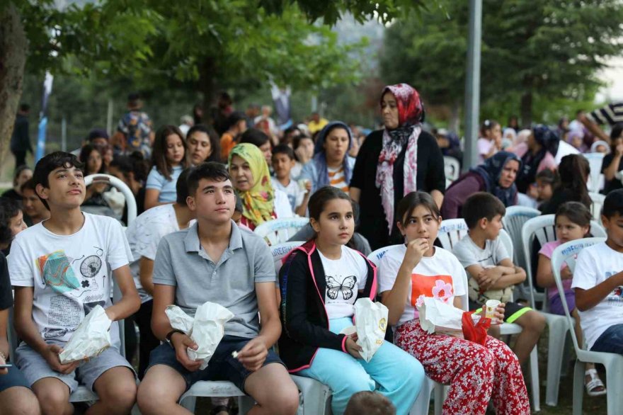 Yüreğir Belediyesi sinemayı yaylalara taşıdı