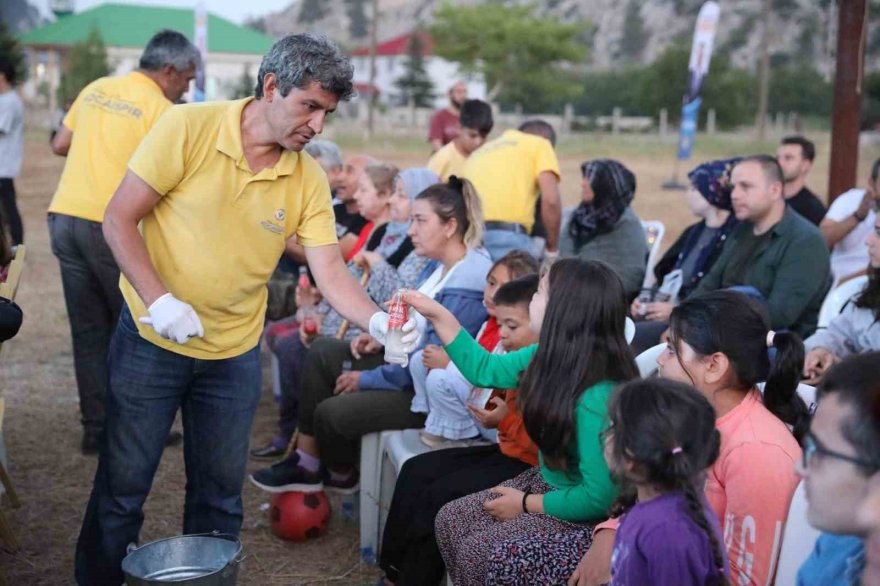 Yüreğir Belediyesi sinemayı yaylalara taşıdı