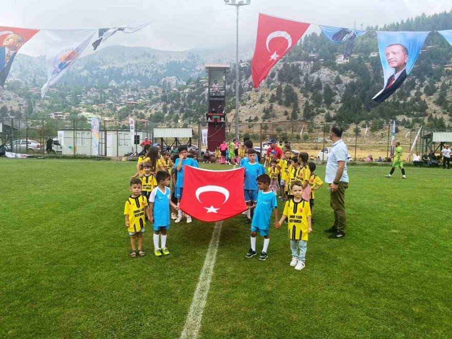 Kızıldağ’da futbol turnuvasında sona yaklaşılıyor