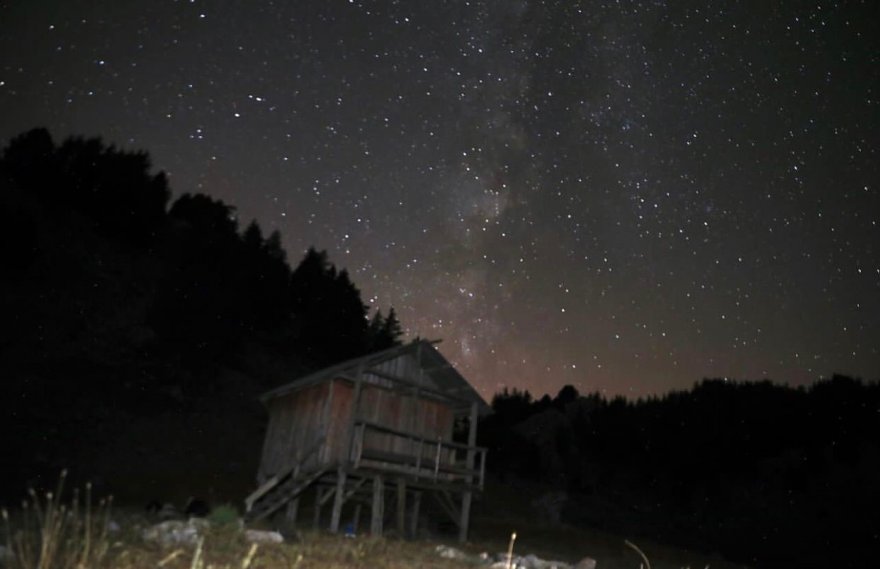 Adana’da Perseid Meteor Yağmuru’nu izlemek isteyenler yüksek yerlere çıktı