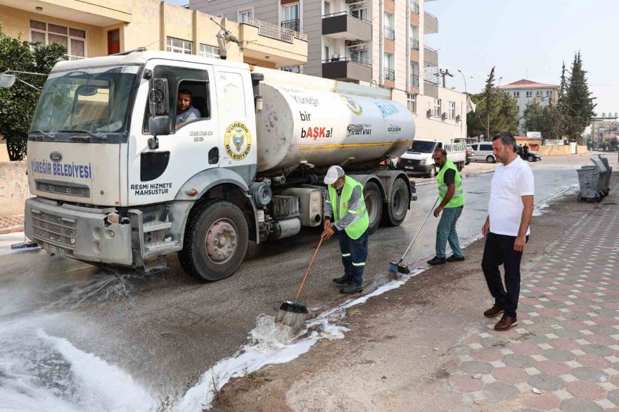 Yüreğir'de Başkan Kocaispir öncülüğünde temizlik seferberliği başladı