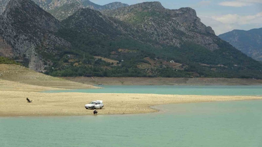 Adana'da Kozan Barajı su seviyesi kritik seviyede!