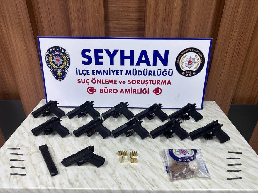 Adana polisi 35 ruhsatsız silah ele geçirdi