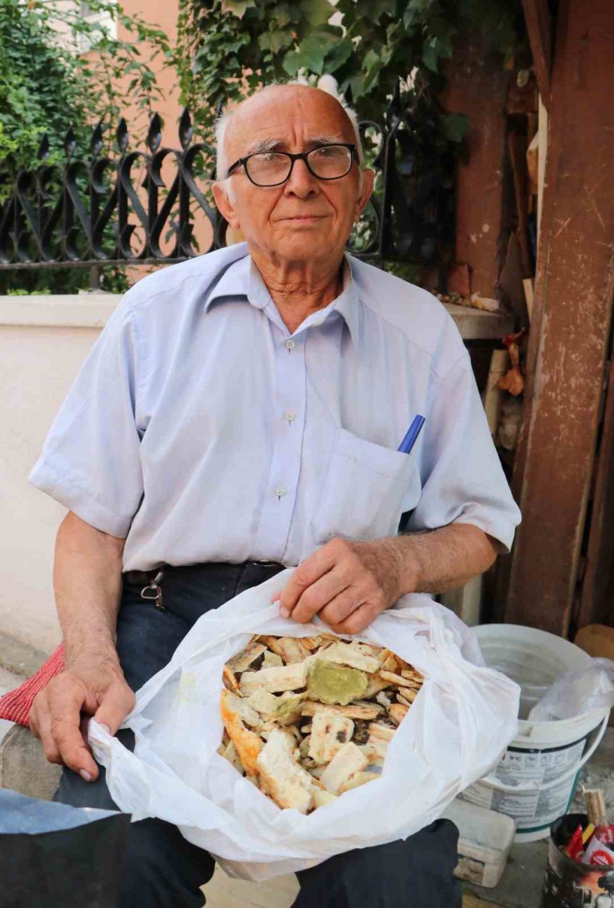 Tapusunu almadı, ömrü kulübede geçiyor