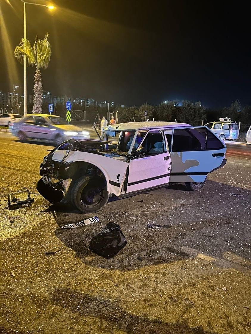 Otomobilin hurdaya döndüğü kaza kamerada