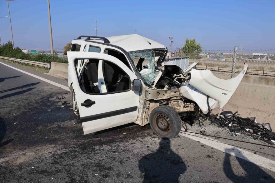 Adana otoyolunda ters yön faciası: 3 kişi hayatını kaybetti