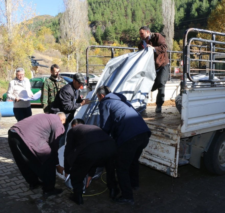 Konargöçer ailelere çadır yardımı