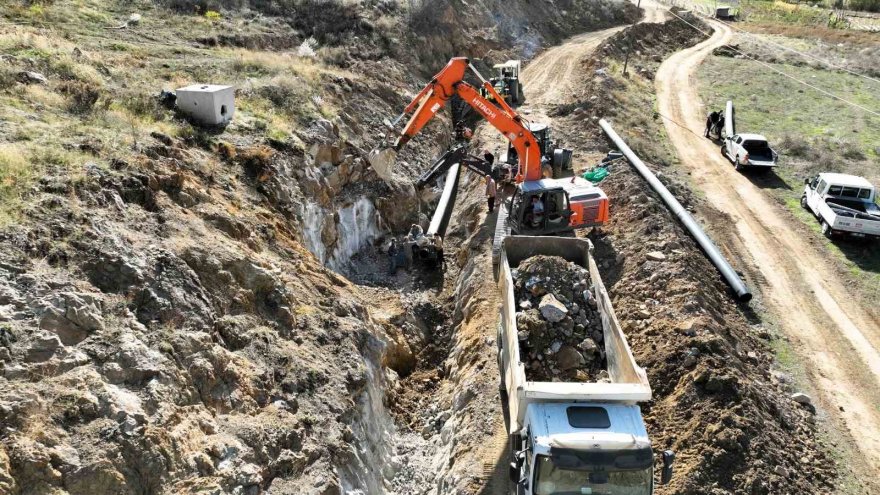 Pozantı Yağlıtaş Göleti sulamasında çalışmalar devam ediyor