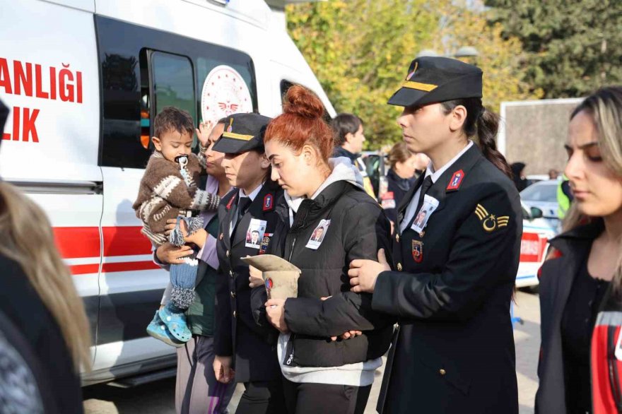 Şehit Uzman Çavuş Yetişen, Adana’da toprağa verildi