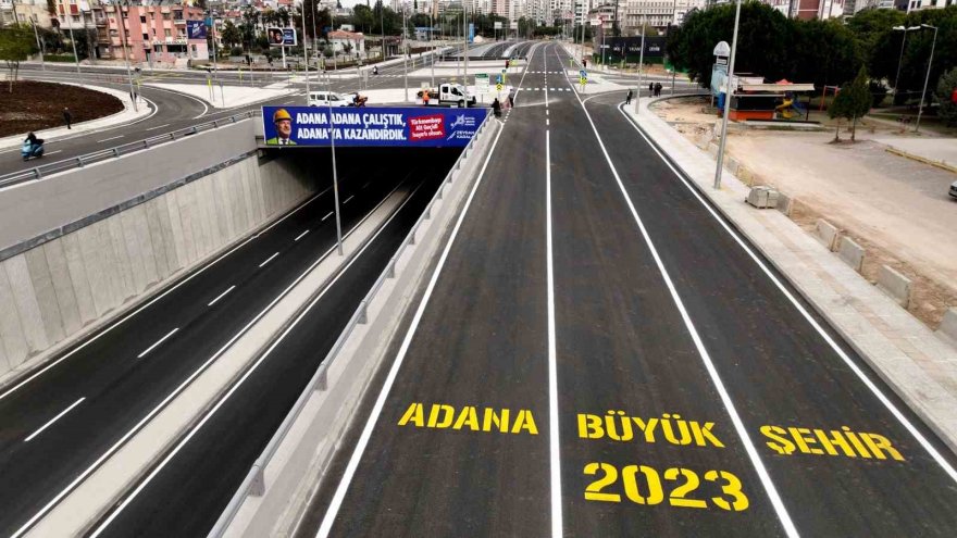 Türkmenbaşı Alt Geçidi trafiğe açıldı