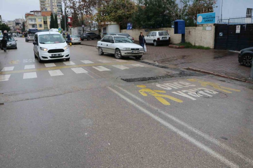 Yaya geçidinde otomobilin çarparak sürüklediği küçük kız kusurlu bulundu