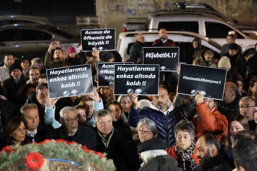 Adana’da depremin yıl dönümde gözyaşları sel oldu