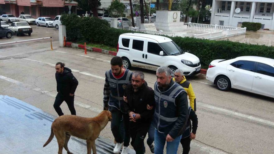 Adana’da iki hükümlü yakalandı