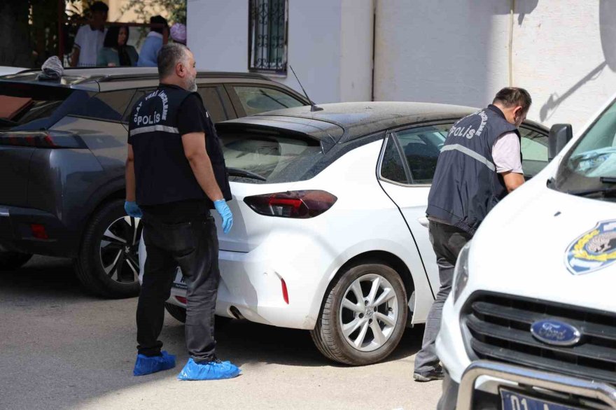 Adana’da vahşet! Boşandığı karısını öldürüp intihar etti