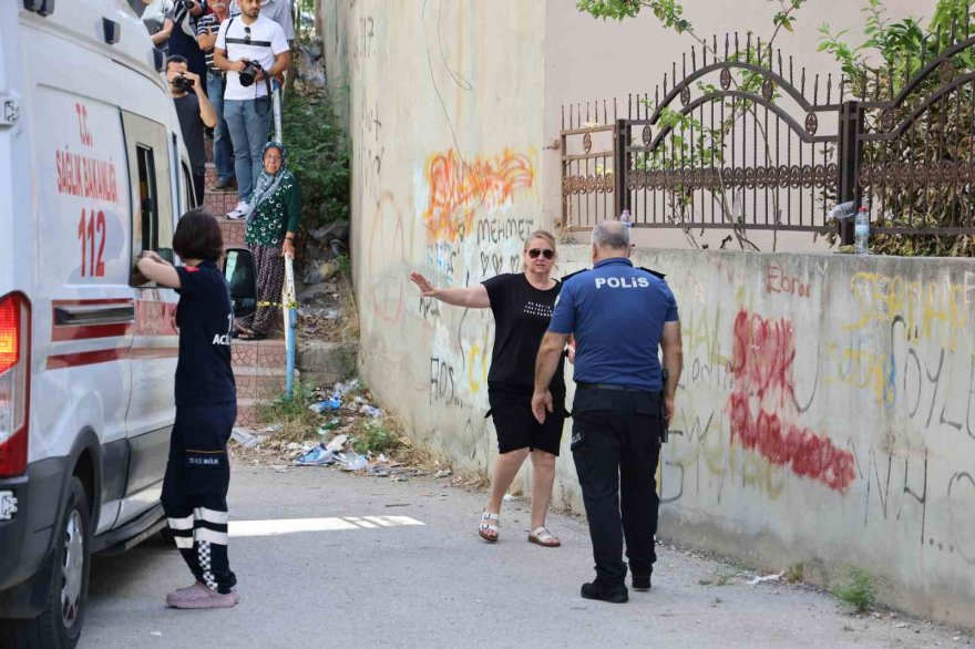 Adana’da vahşet! Boşandığı karısını öldürüp intihar etti