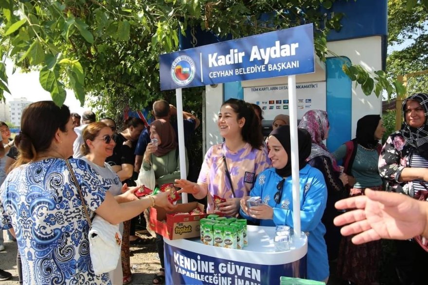 Ceyhan Belediyesi YKS’de öğrencileri yalnız bırakmadı