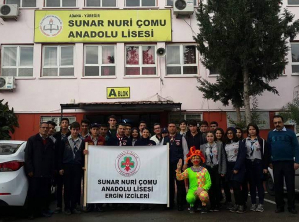 sunar-nuri-comu-anadolu-lisesi-ergin-izcileri-cukurova-universitesi-hemotoloji-ve-onkoloji-bolumunu-ziyaret-etti.jpg